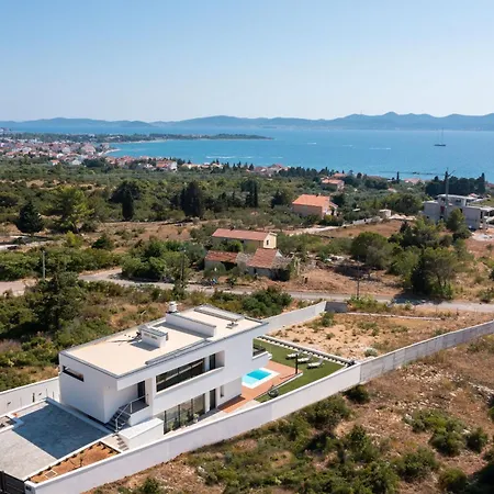 Calvi Zadarvillas וילה *