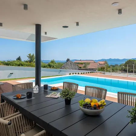 וילה Calvi Zadarvillas