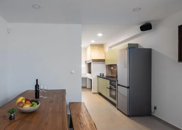 Calvi Zadarvillas וילה *