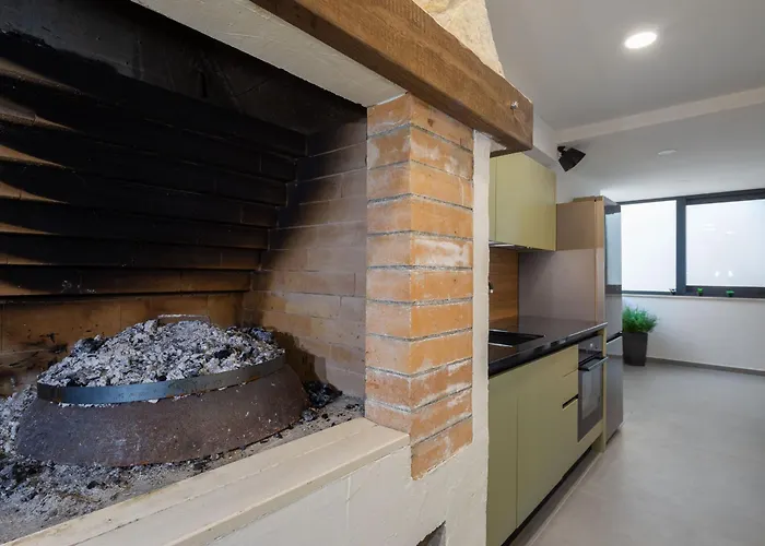 Calvi Zadarvillas וילה דיקלו
