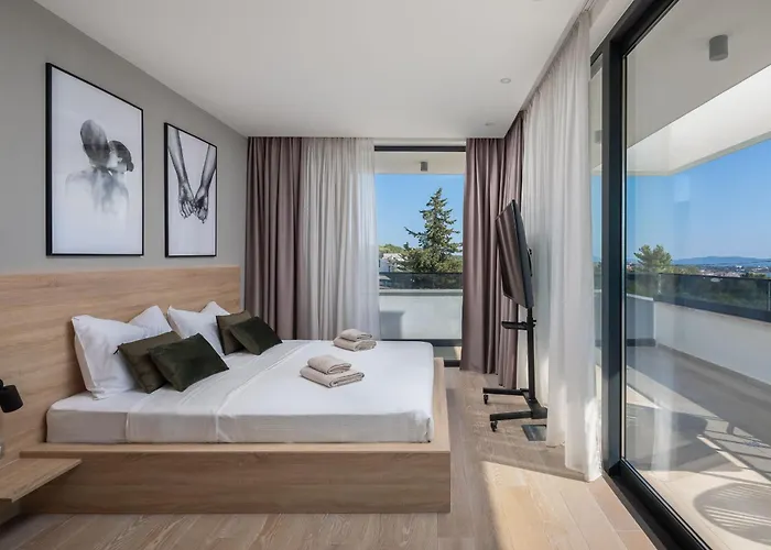 Calvi Zadarvillas * Diklo